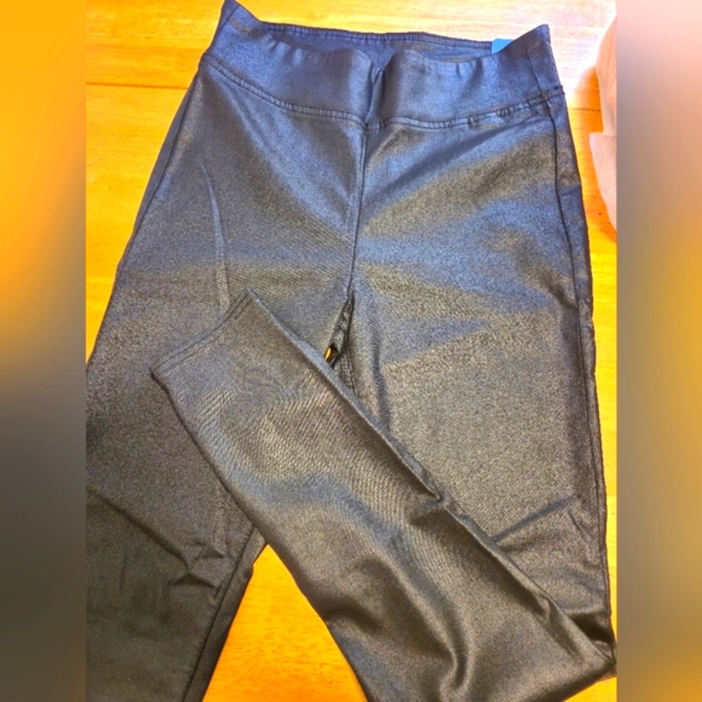 Lucky Brand Black Leggings Sleek and‎ Stylish